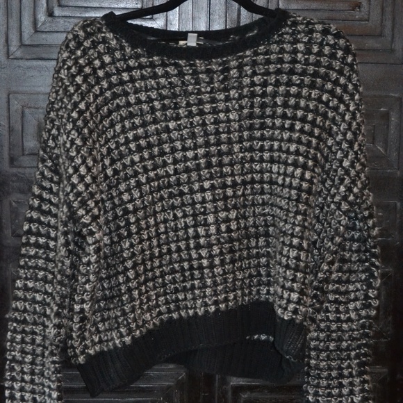 Ecote Sweater