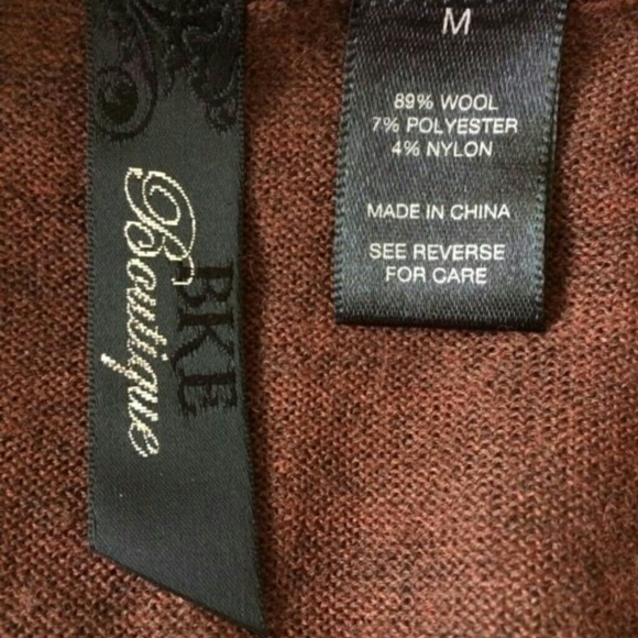 sweater - Picture 4 of 4