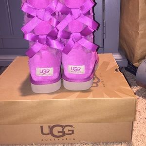 UGG Bailey Bow