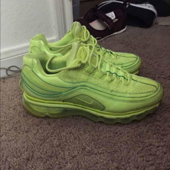 Highlighter Nike Air Max