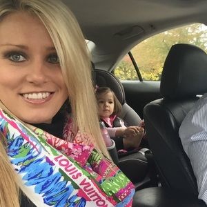 Meet your Posher, Melissa