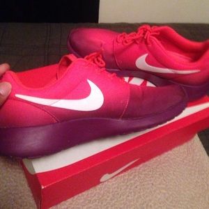 ‼️final price‼️ Nike Roshe