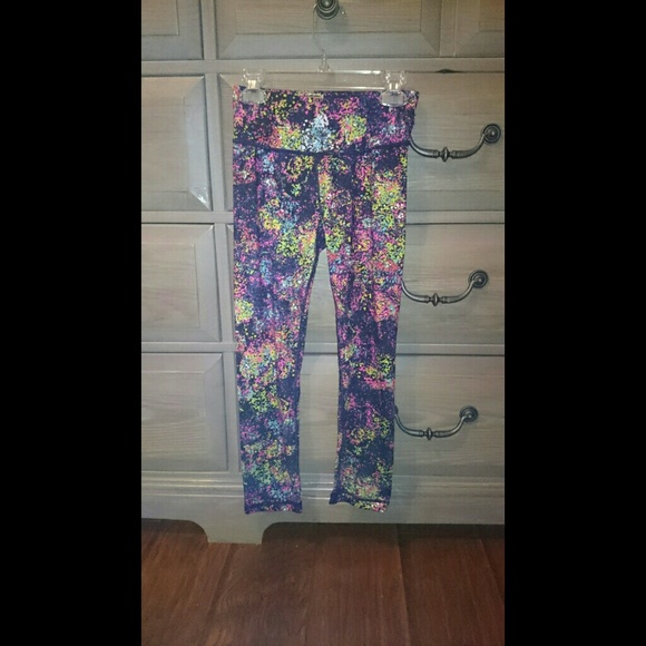 Rainbow dot workout leggings