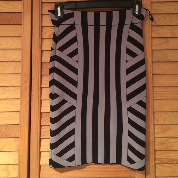 BCBG MaxAzria skirt