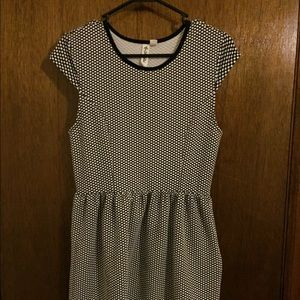 Black and white print dress