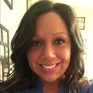 Meet your Posher, Marisa