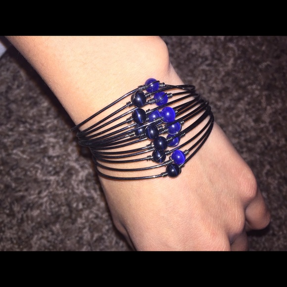 bracelets - Picture 1 of 3
