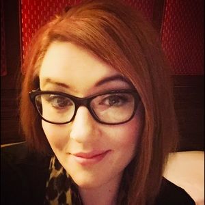 Meet your Posher, Evone