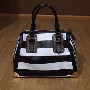 Black and white Aldo bag