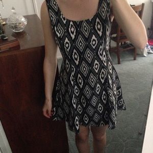 Printed dress with open back