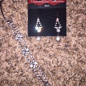 earring with necklace