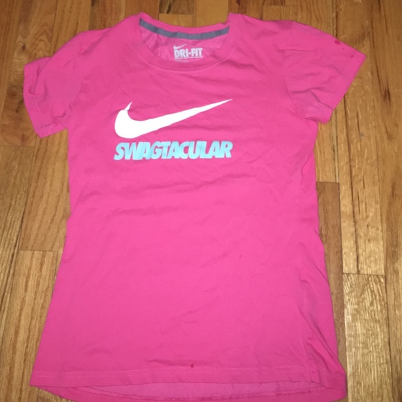 Nike t shirt