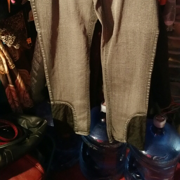 Jeans - Picture 2 of 2