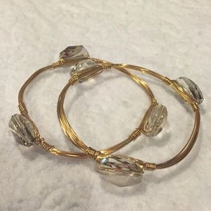Gold wired bracelet