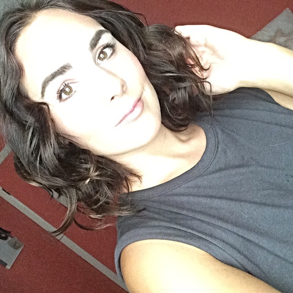 Meet your Posher, Christine - Picture 1 of 1