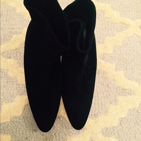 Manolo blahnik black suede ankle boots - Picture 3 of 4