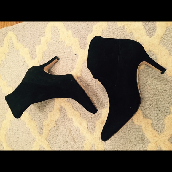Manolo blahnik black suede ankle boots - Picture 4 of 4