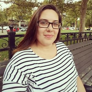 Meet your Posher, Lisa