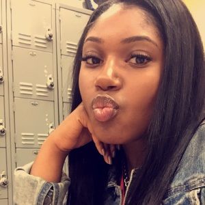 Meet your Posher, Briana