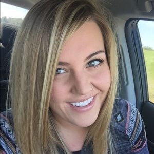 Meet your Posher, Ashely