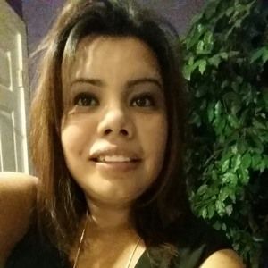 Meet your Posher, Anahi