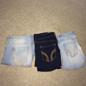 3 pairs of size 7 Hollister Jeans