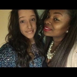 Meet your Posher, Felicia