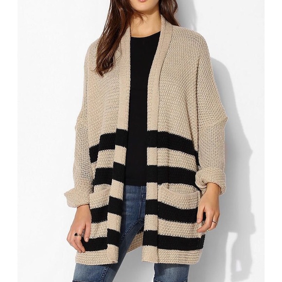 Urban Outfitters Sweaters - Urban Outfitters BDG Cardigan