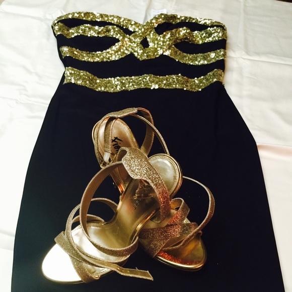 Gold and black sequin Dress - Picture 2 of 2