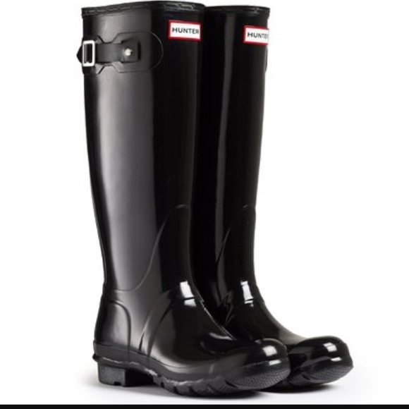Black gloss hunter boots