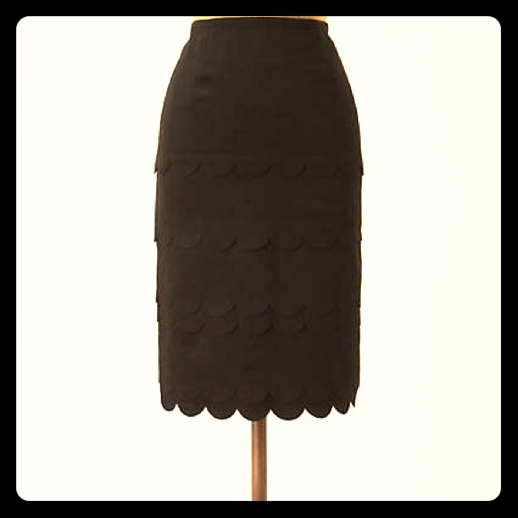 FINAL SALE ✨ Anthro Scallop Pencil Skirt