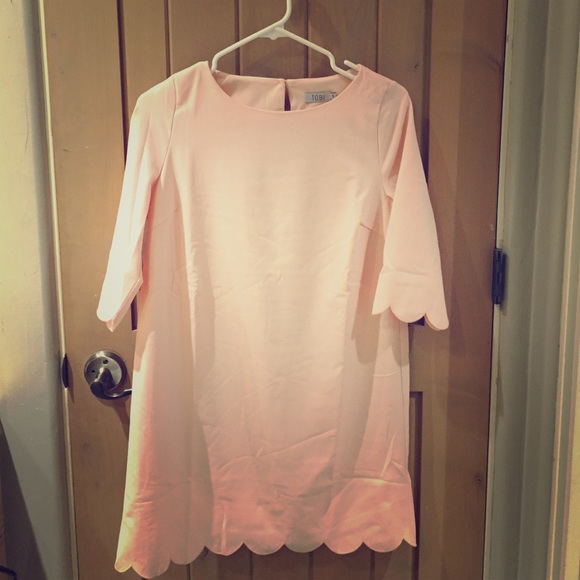 Tobi Scallop Light Pink Shift Dress