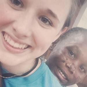 Meet your Posher, Olivia