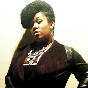 Meet your Posher, Adrienne