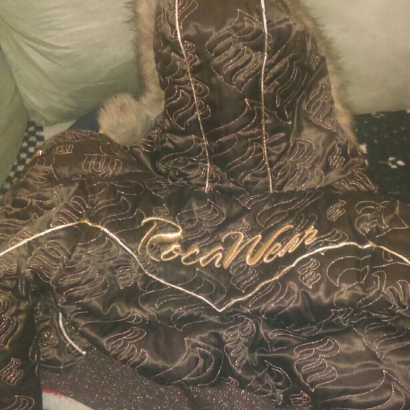 Roca wear coat