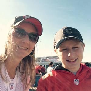 Meet your Posher, Toni