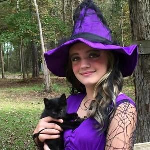 Meet your Posher, Robyn