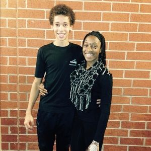 Meet your Posher, Nya