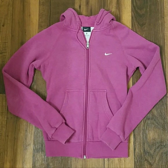 Nike Sweaters - Nike Hoodie 💕