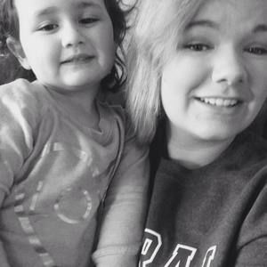 Meet your Posher, Caitlyn