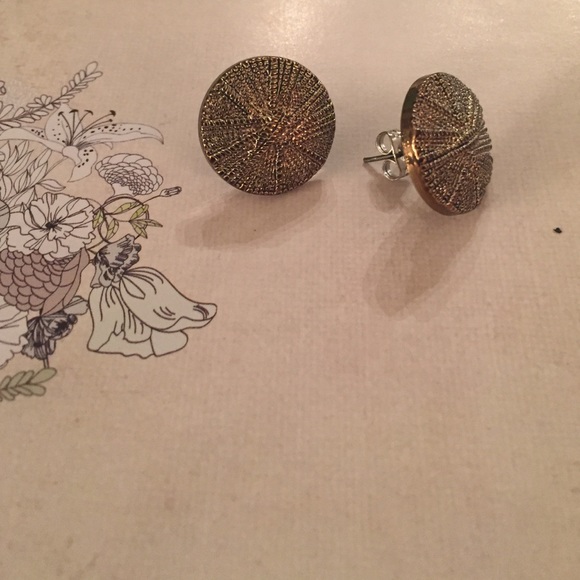 Vintage Button Earrings