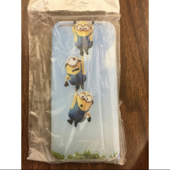 NEW 5/5s minion iphone case! - Picture 2 of 2