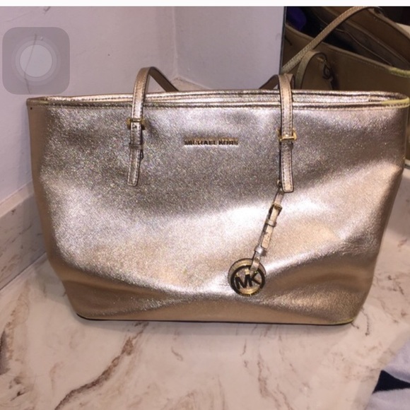 MICHEAL KORS medium tote gold!