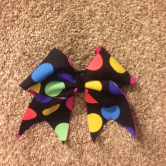 Cheerleading bows