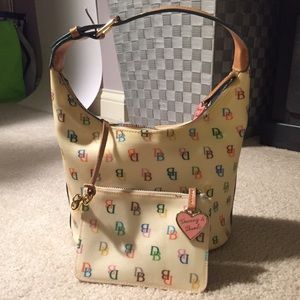 ❌SOLD❌ Dooney & Burke