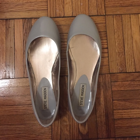 Steve Madden P-Heaven Flats in Silver