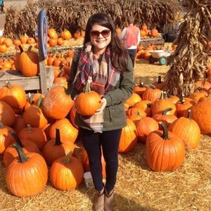 Meet your Posher, Danielle