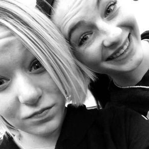 Meet your Posher, Caitlin