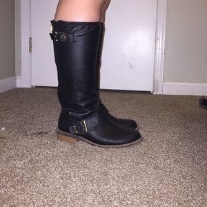 Black riding boots