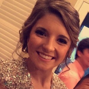 Meet your Posher, Allison